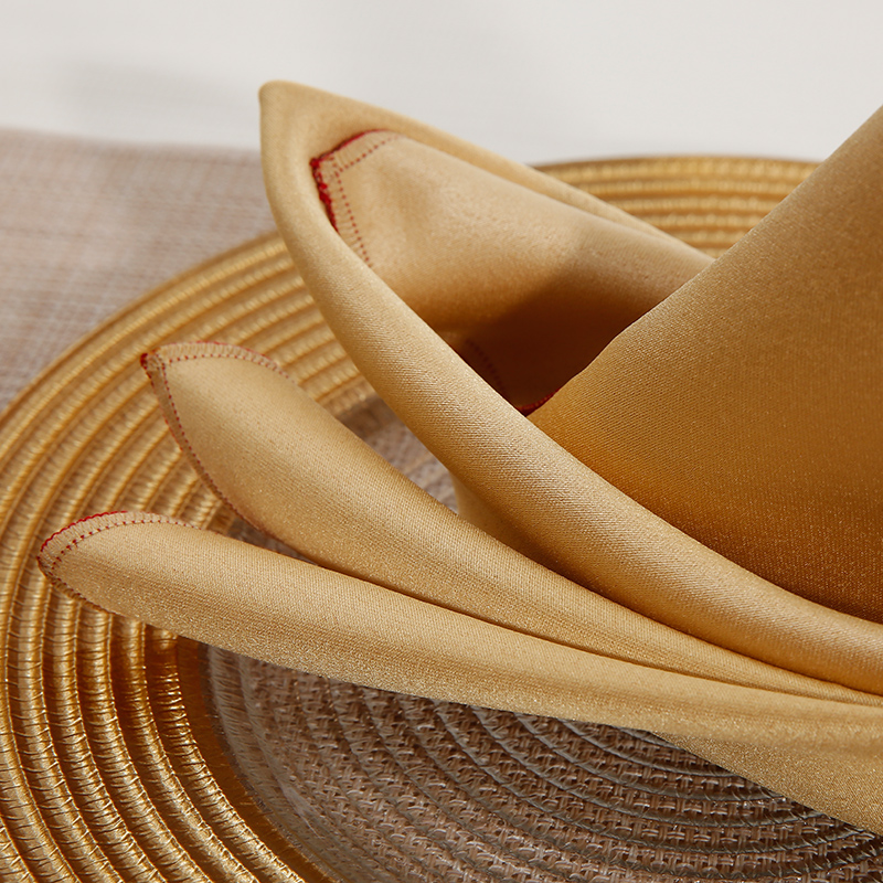 香槟金+红拼色餐巾