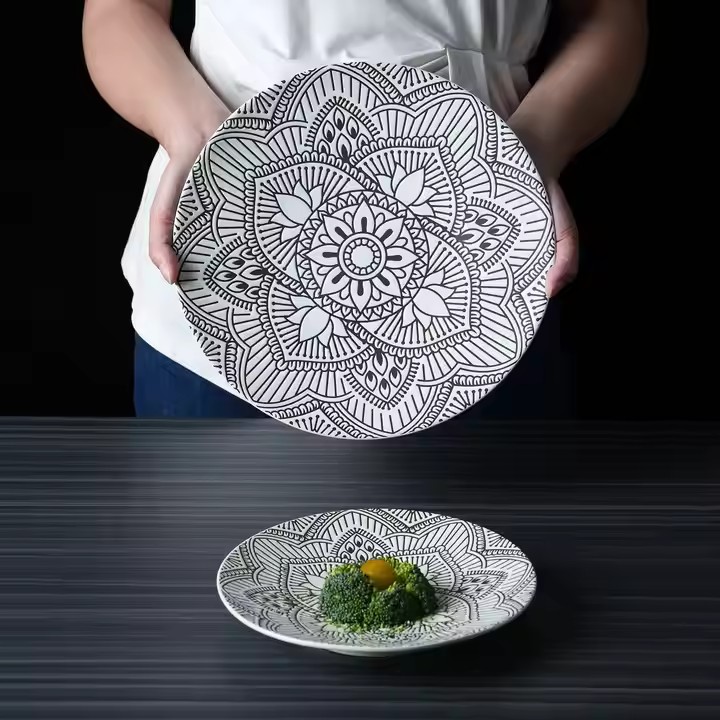 太阳花黑白餐盘