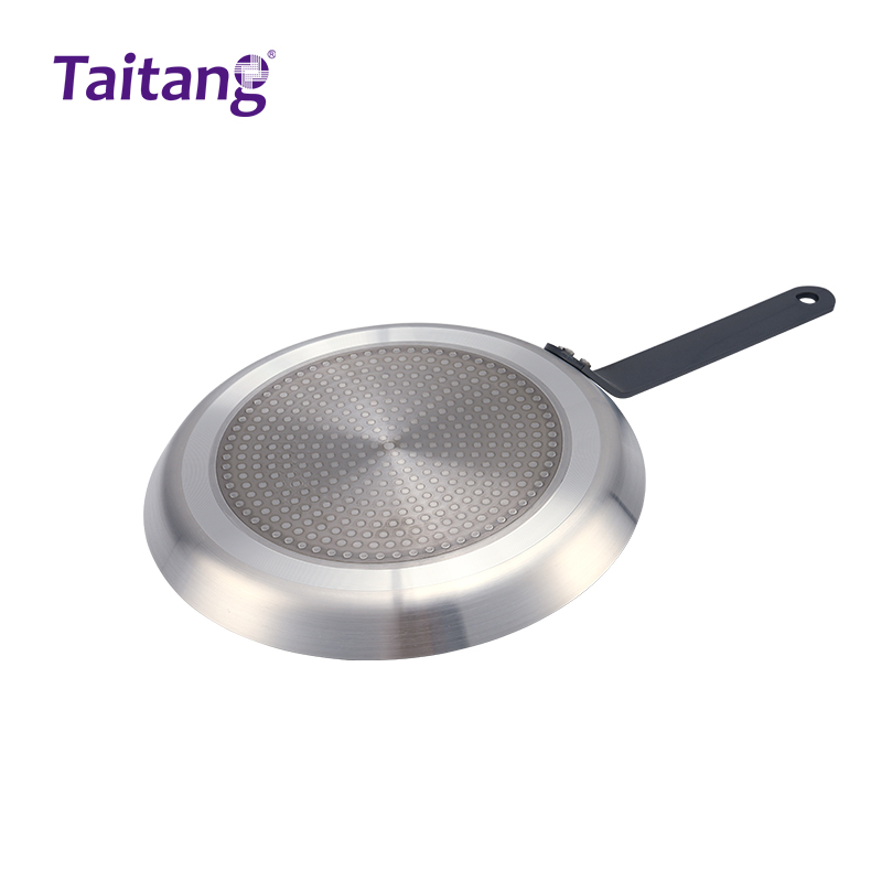 平底锅铁柄浅煎盘