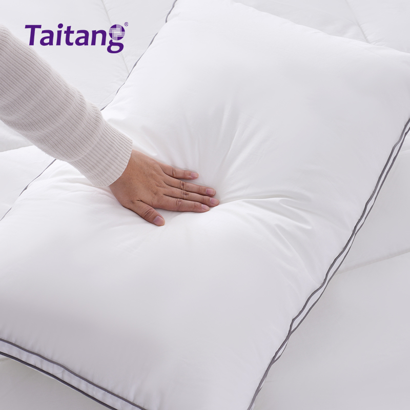 枕芯全棉防羽布-1400克羽丝棉