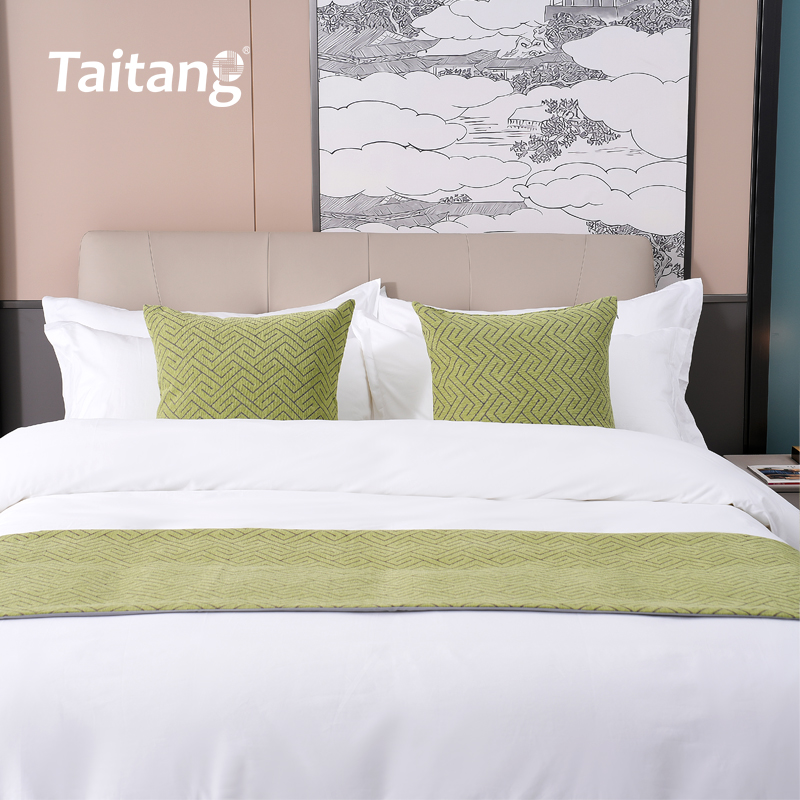 抹茶软云-轻奢酒店床旗抱枕套系列