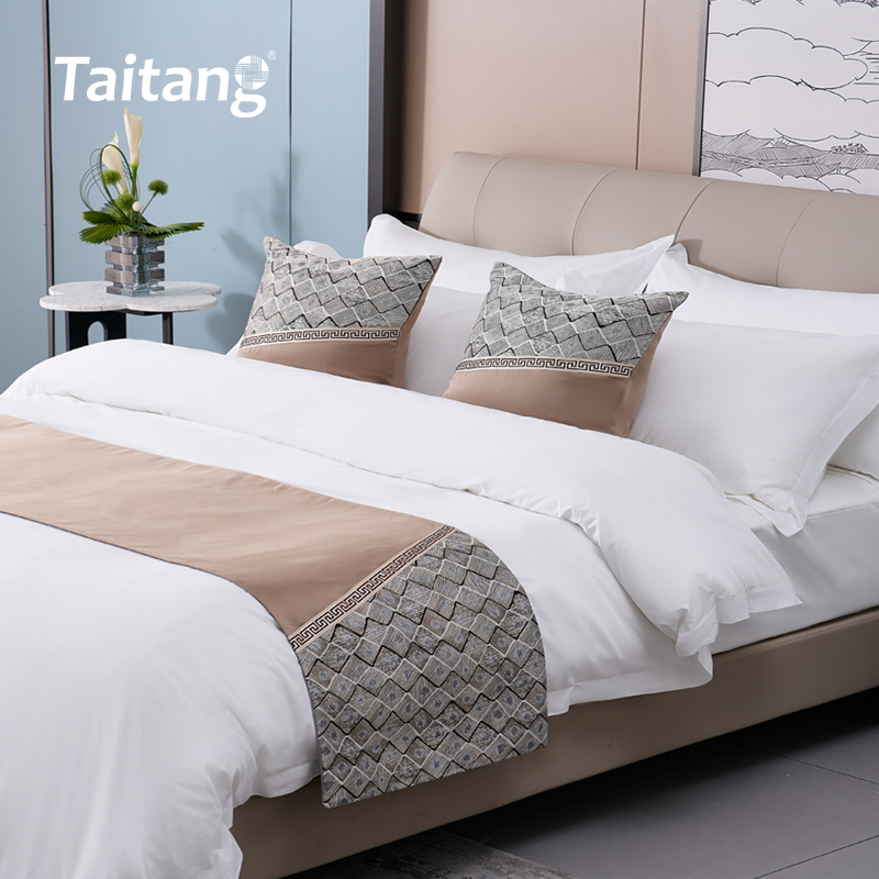 摩卡菱境-轻奢酒店床旗抱枕套系列